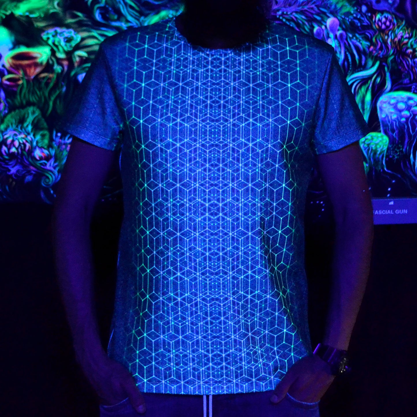 Sacred geometry lime T-shirt UV active Blacklight - Artrama