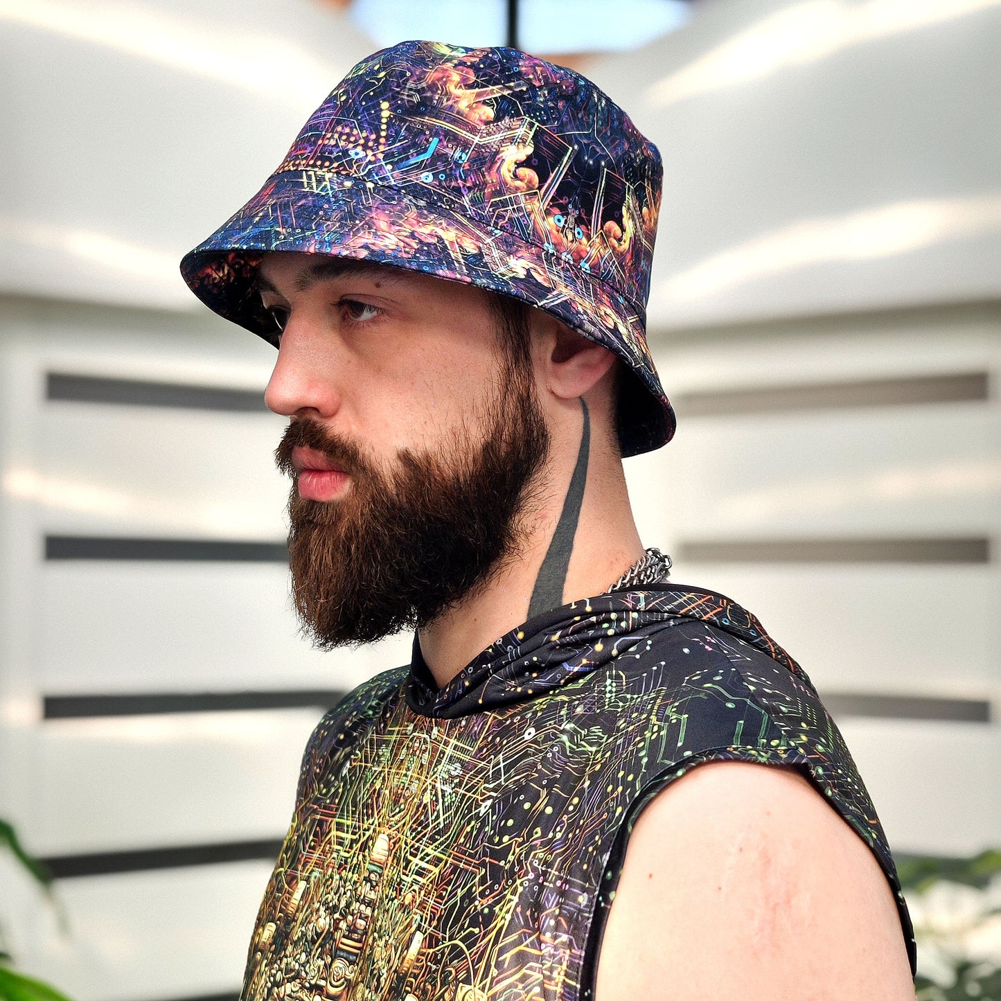 Buddha galucination - Set Consisting of a Panama Hat and Sleeveless T-shirt UV Reactive