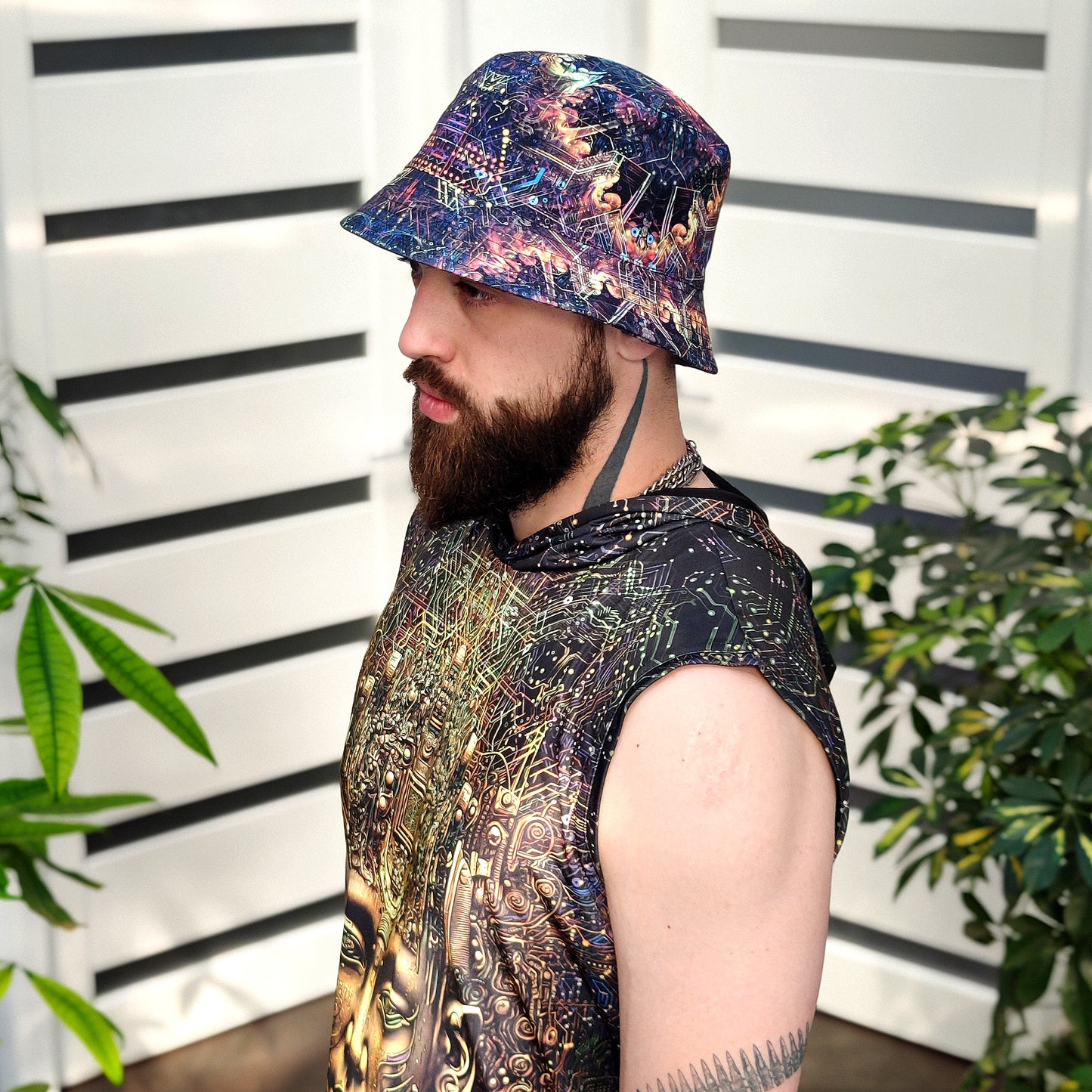 Buddha galucination - Set Consisting of a Panama Hat and Sleeveless T-shirt UV Reactive