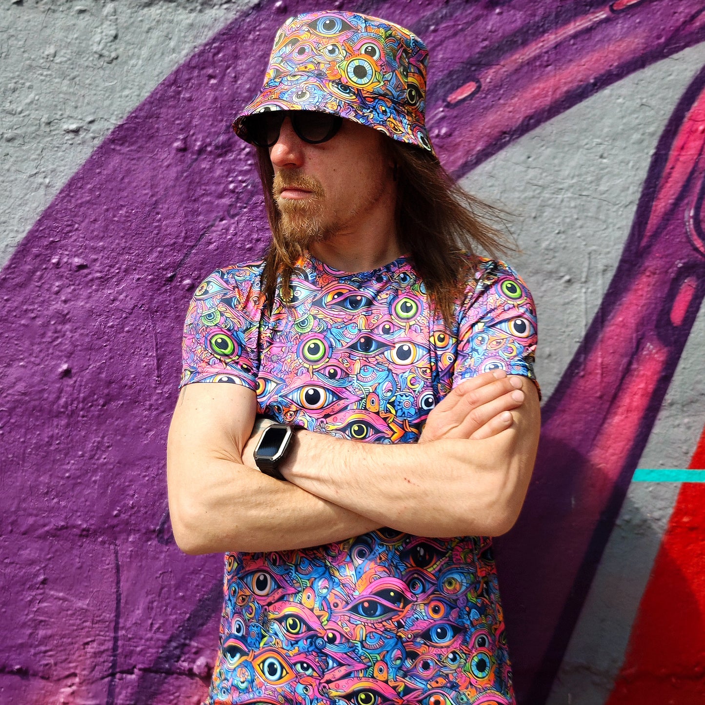 All eyes on me - Set of a Panama Hat and T-shirt UV Reactive