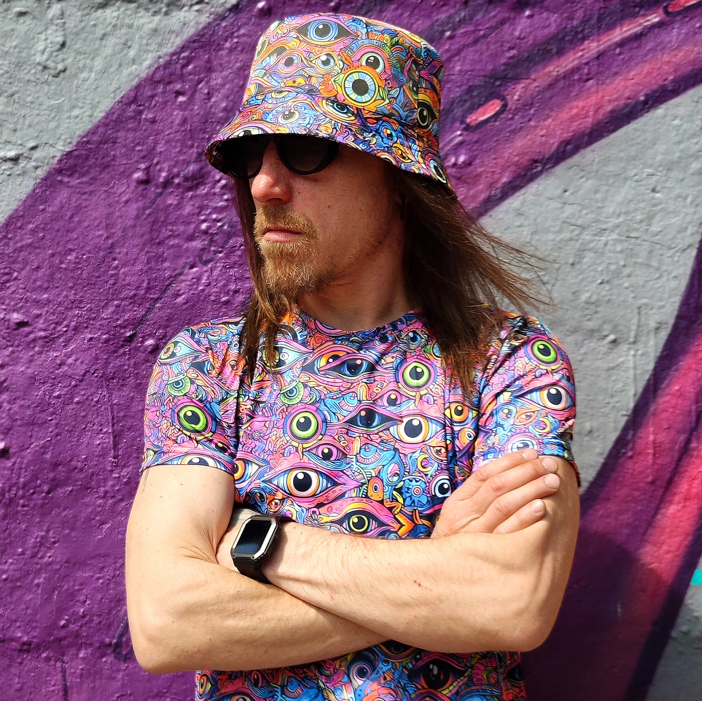 All eyes on me - Set of a Panama Hat and T-shirt UV Reactive