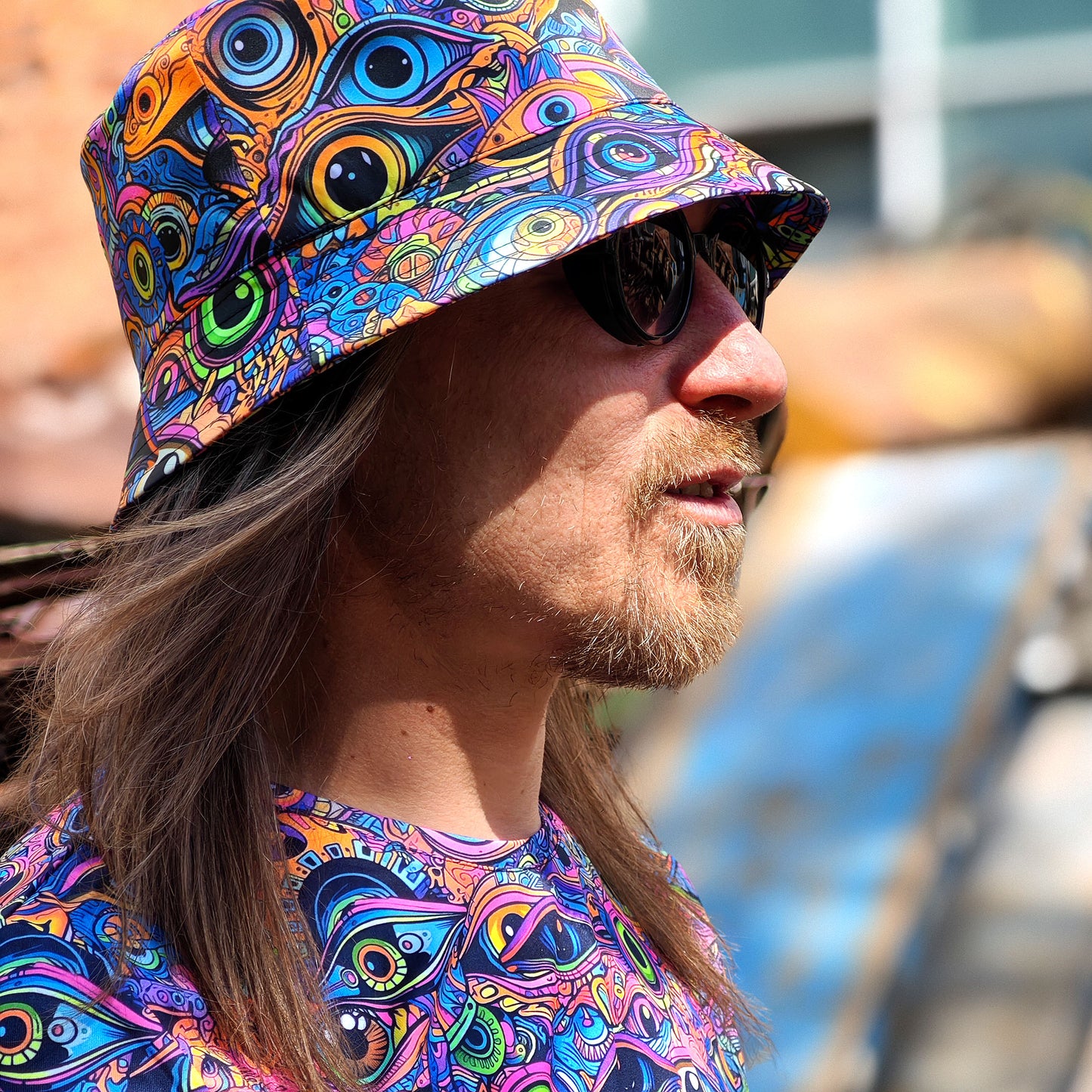 All eyes on me - Set of a Panama Hat and T-shirt UV Reactive