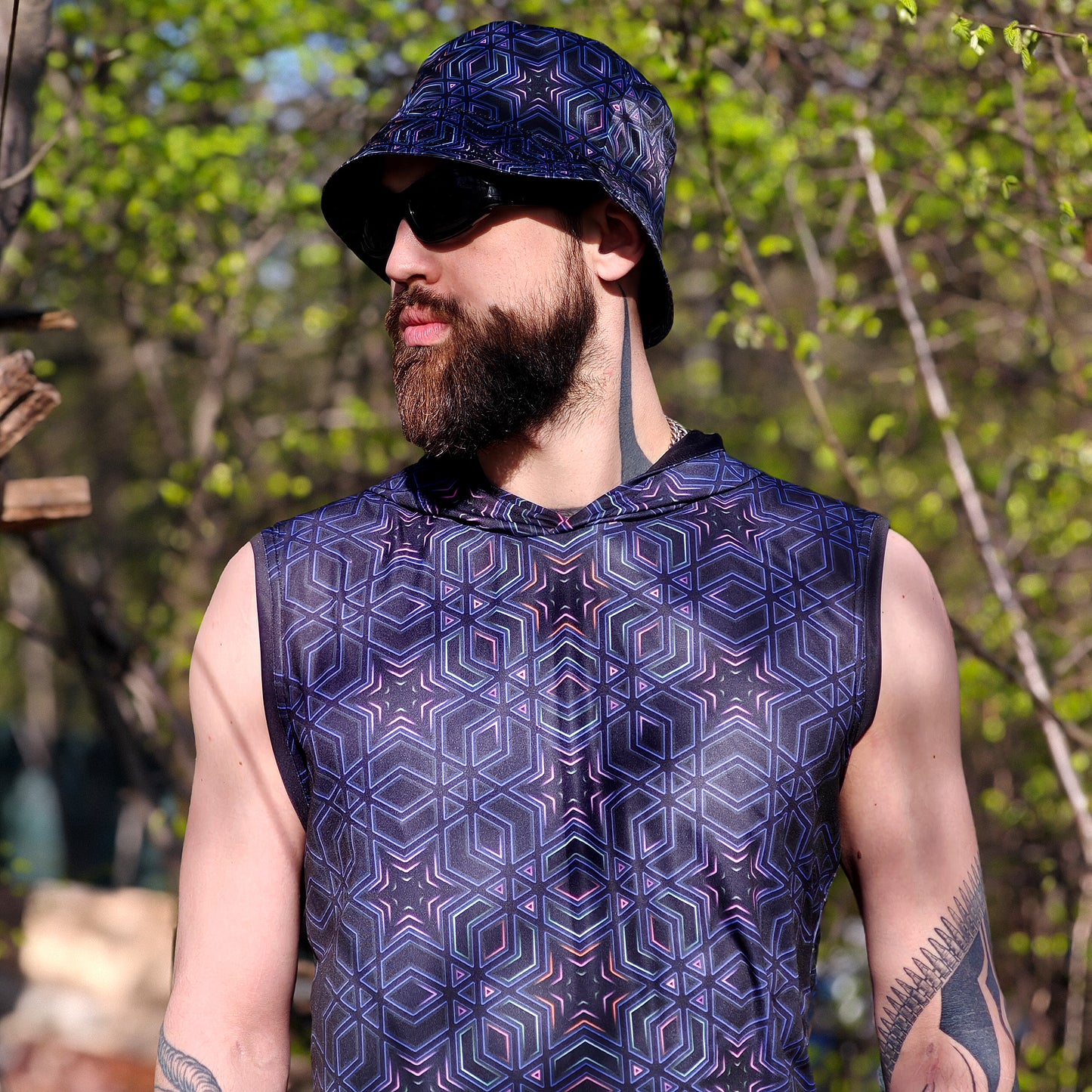 Sacred Geometry - Set Consisting of a Panama Hat and Sleeveless T-shirt UV Reactive (Copy)