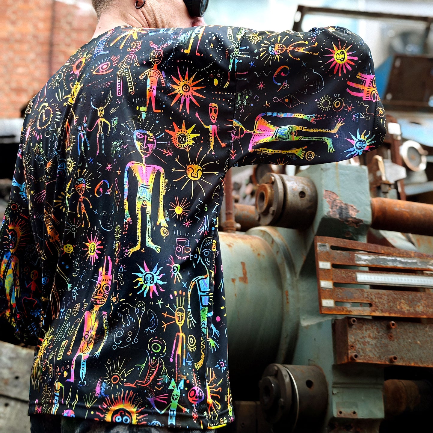 Shamanic Street Art Oversize T-shirt UV active Blacklight