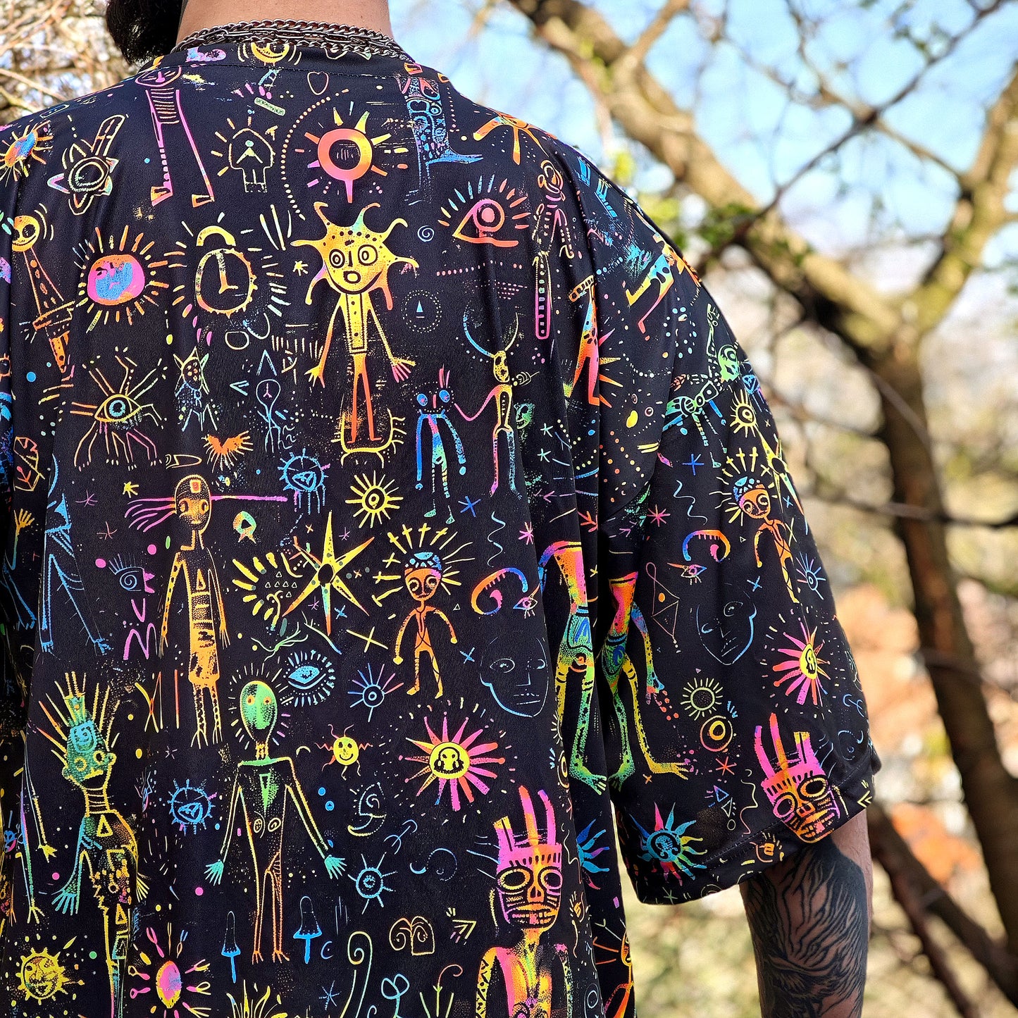 Shamanic Street Art Oversize T-shirt UV active Blacklight