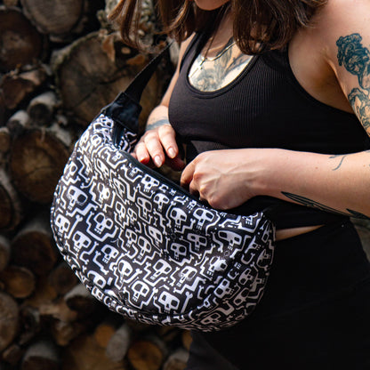 UV active bag Skull Pattern