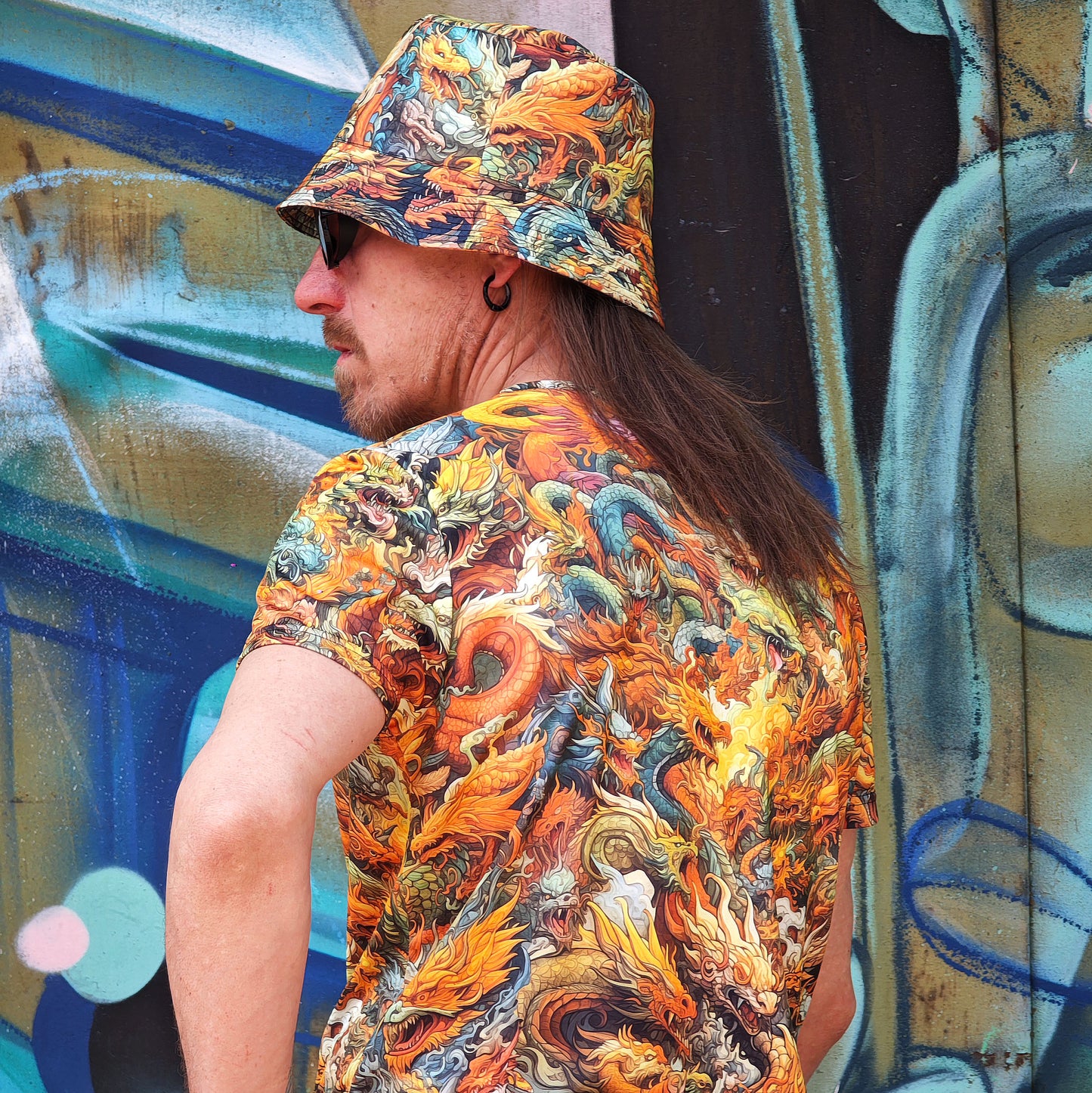 Asian Dragon Set Consisting of a Panama Hat and T-shirt UV Reactive
