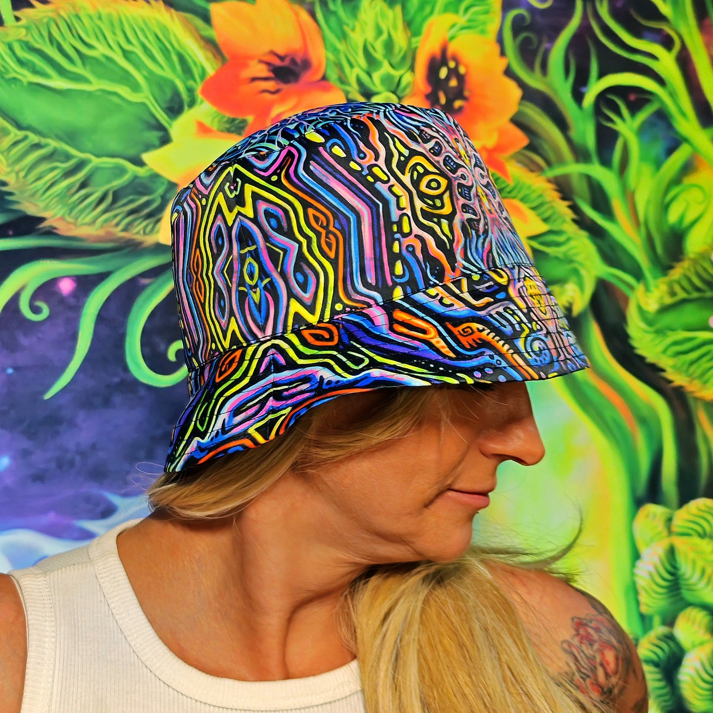Maya Shambala Panama, Blacklight UV active bucket hat
