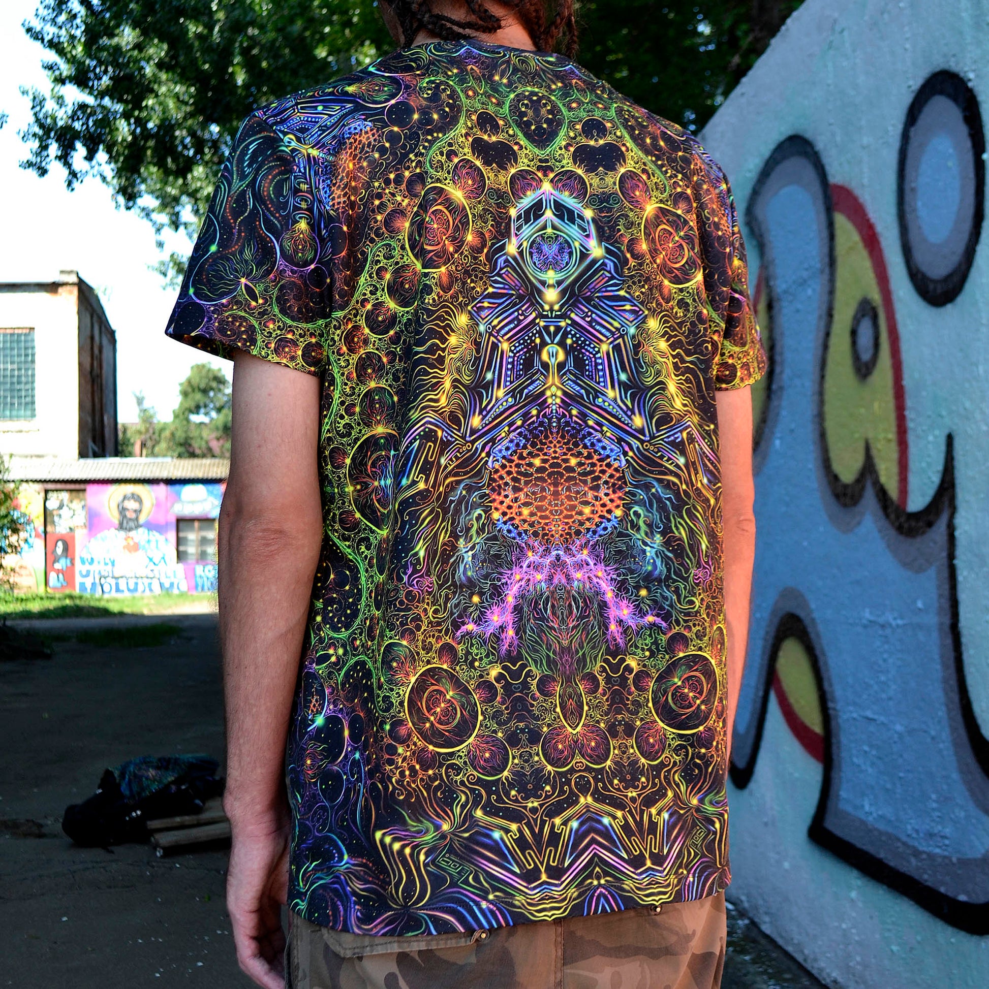 Consciousness of the Universe Blacklight UV active T-shirt - Artrama