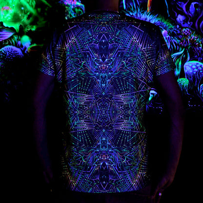 Space Engine Blacklight UV active T-shirt - Artrama