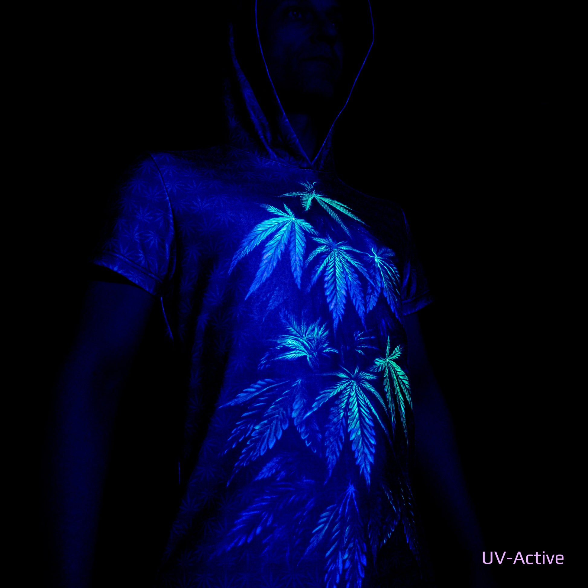 Cannabis Tree T-shirt Blacklight UV active - Artrama