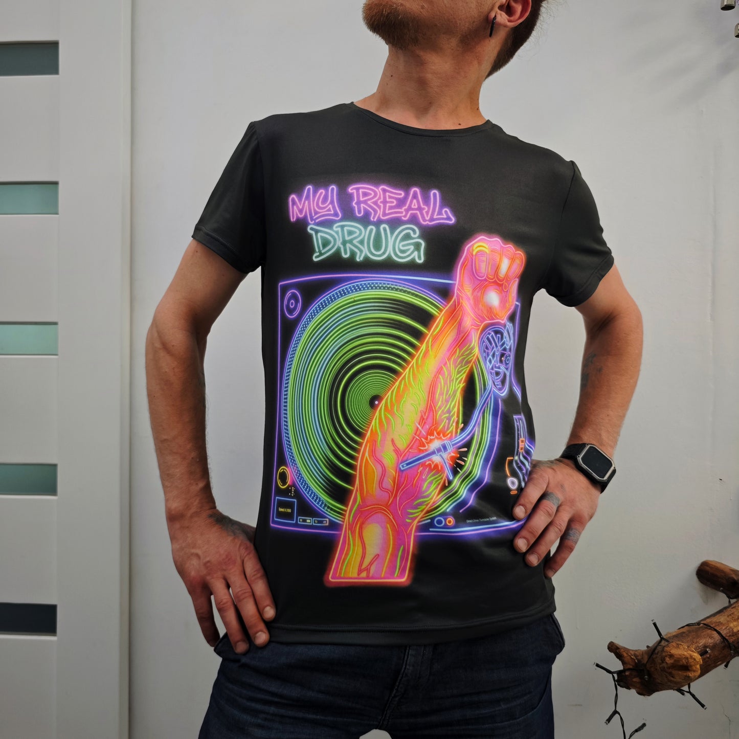 Neon Music Vinyl DJ T-shirt UV active Blacklight