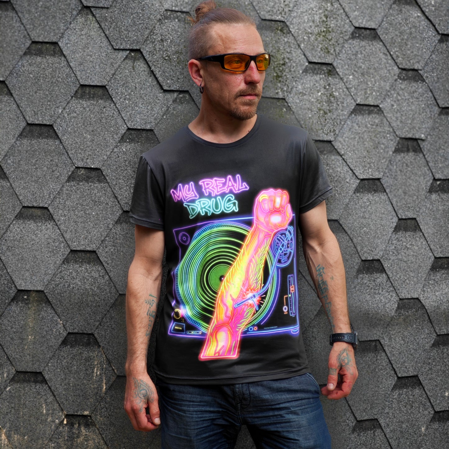 Neon Music Vinyl DJ T-shirt UV active Blacklight