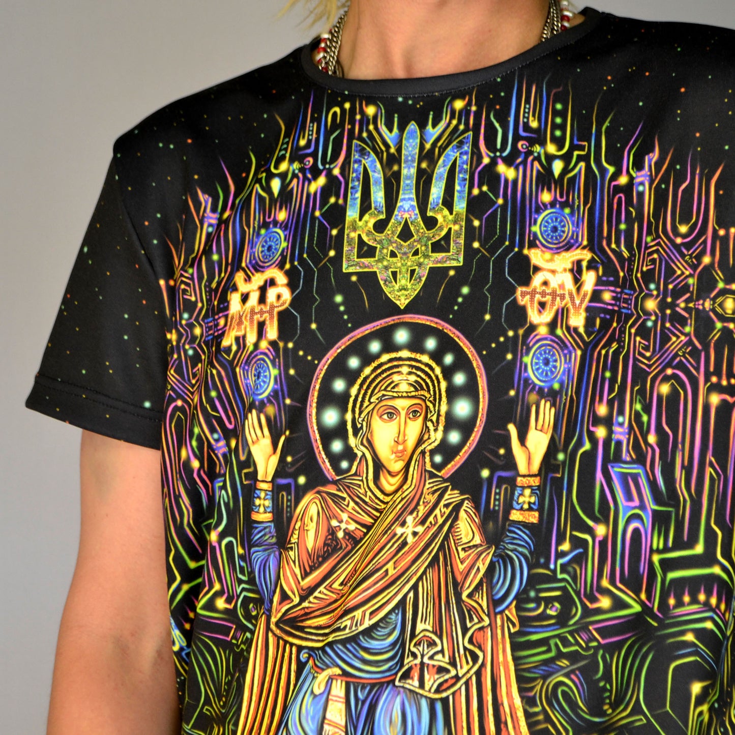 Kyiv Oranta Virgin Mary Blacklight UV active T-shirt - Artrama