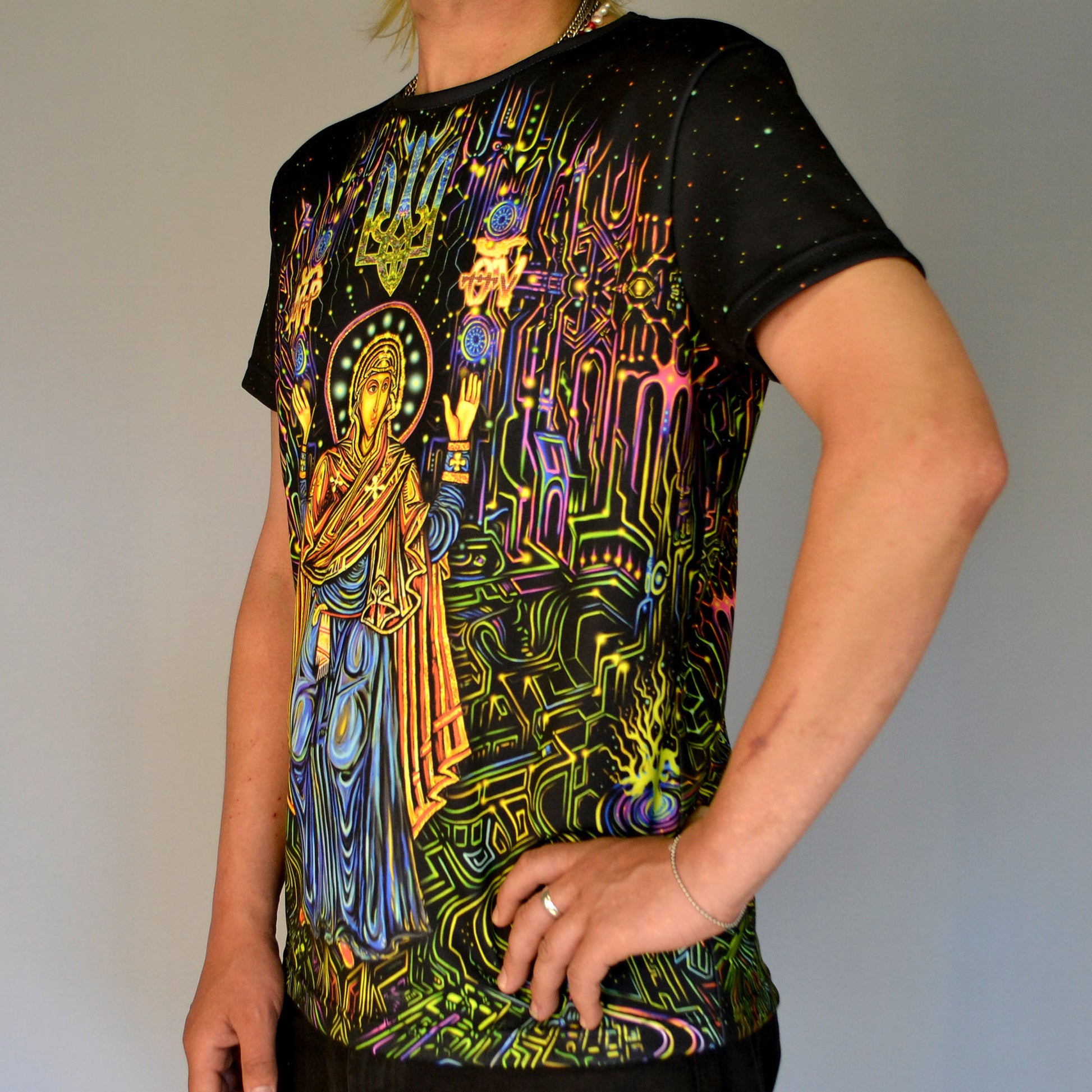 Kyiv Oranta Virgin Mary Blacklight UV active T-shirt - Artrama