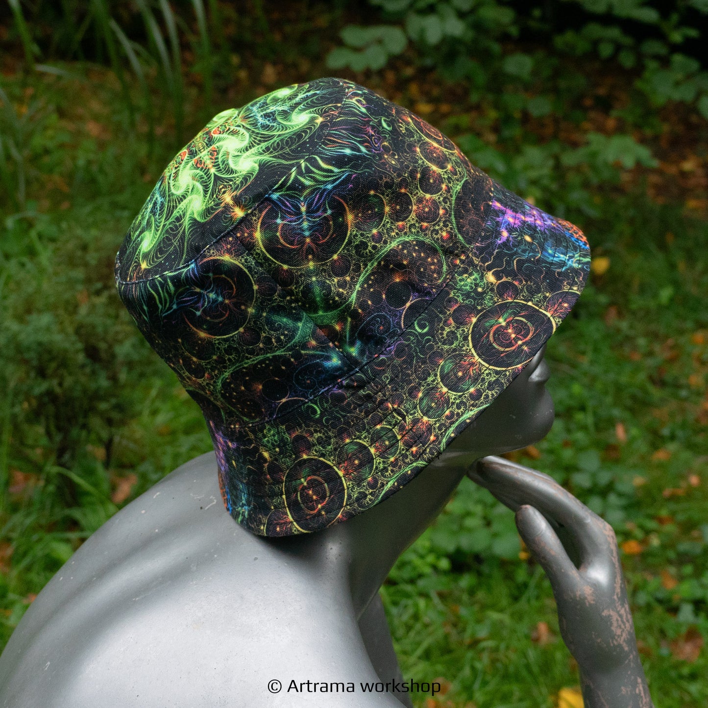 Universe mind Panama, Blacklight UV active bucket hat