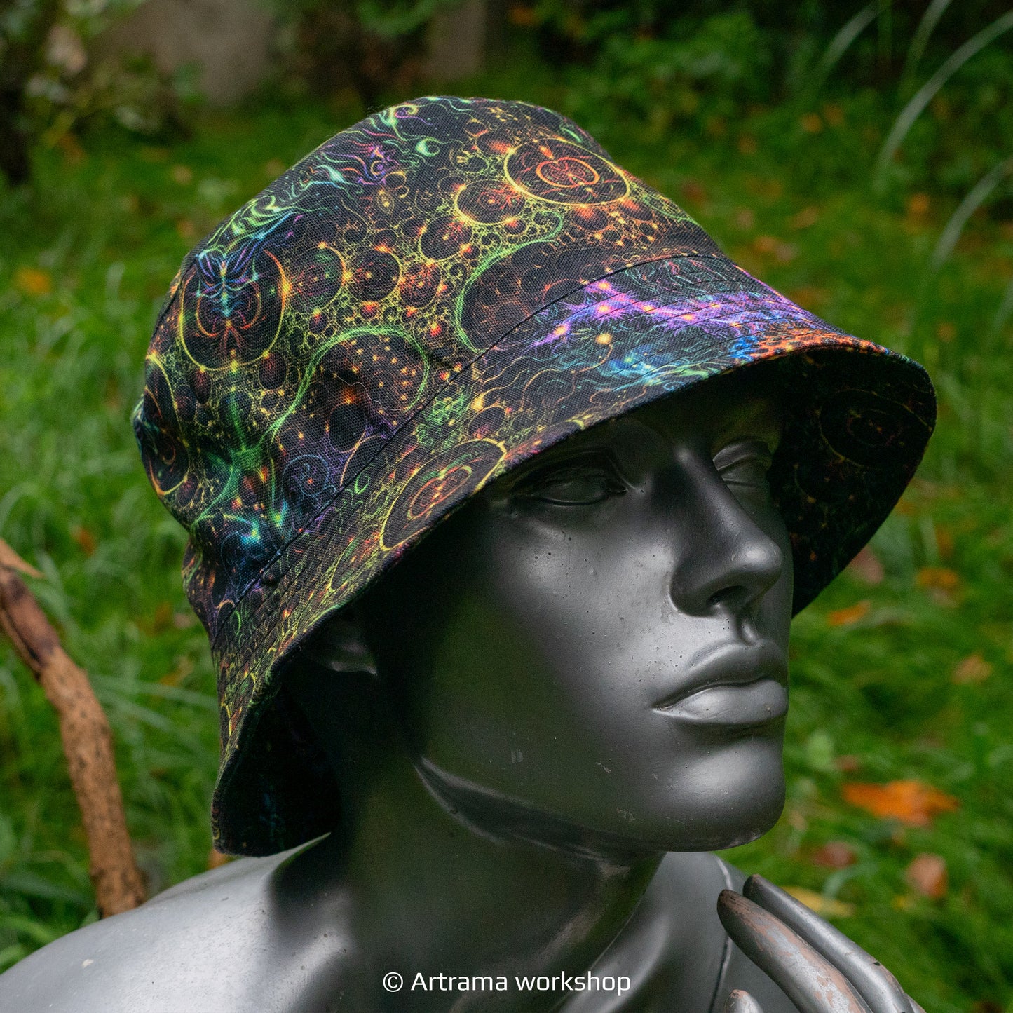 Universe mind Panama, Blacklight UV active bucket hat