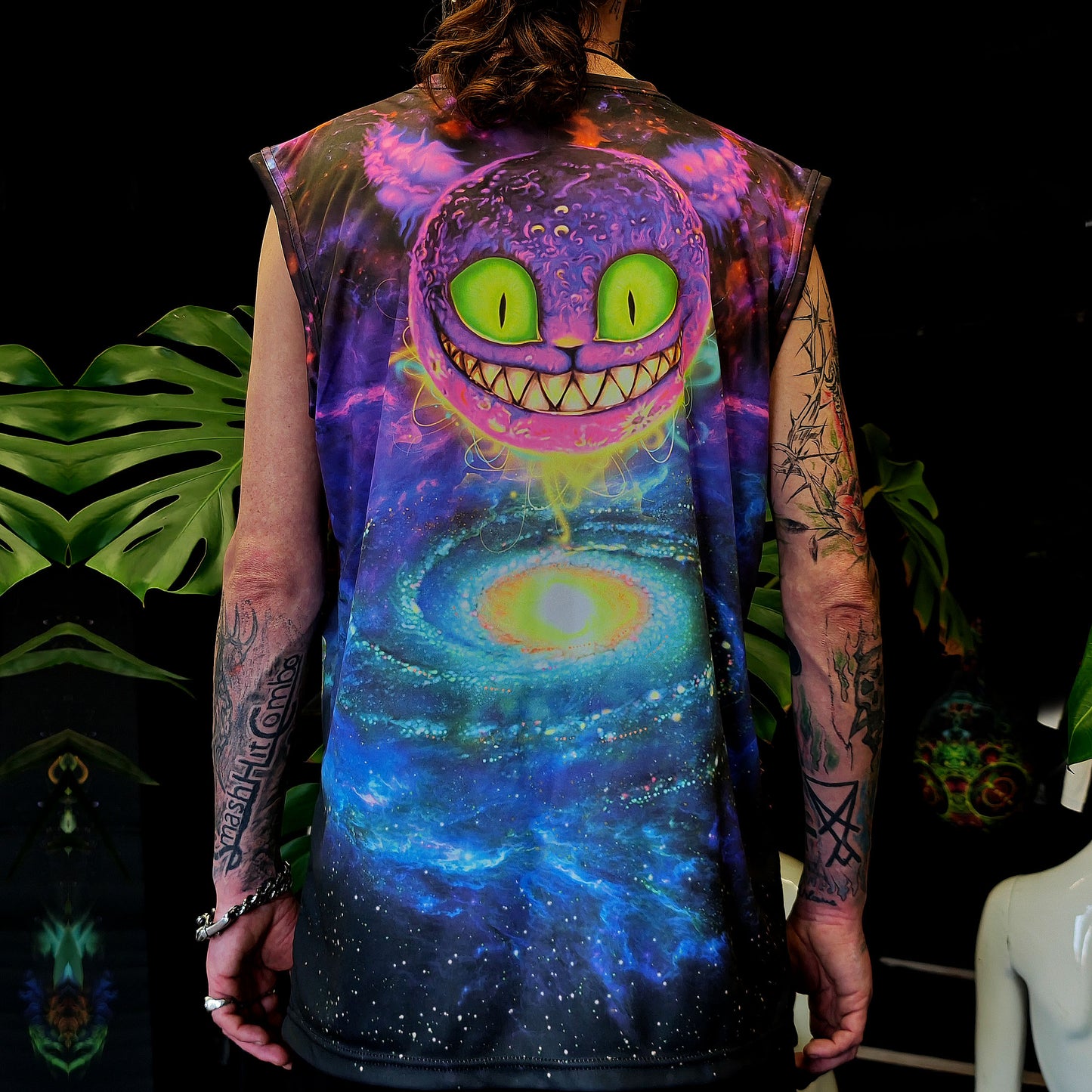 Alice in Wonderland Sleeveless T-Shirt Blacklight UV active